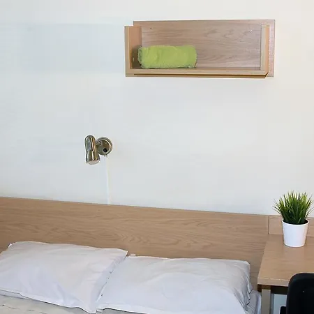 Millennia מלון 2*